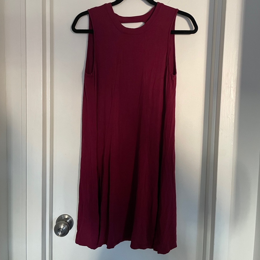 ❄️ 4/30 BCBG Generation Shift Dress